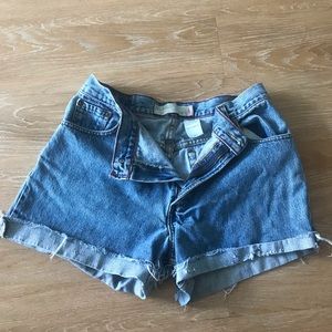 Vintage Levi’s Denim Shorts Cutoff